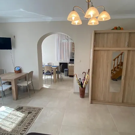 Szeplak-szive Vendeghaz