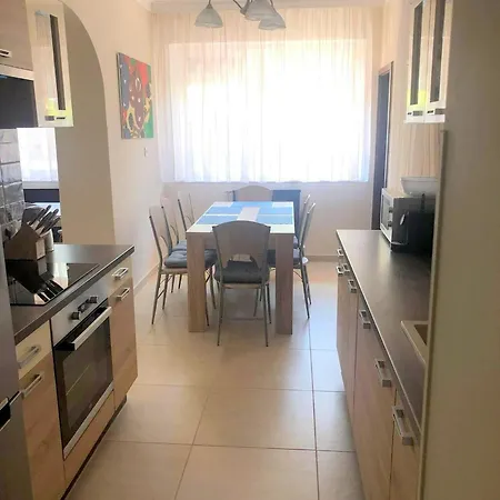 Villa Szeplak-szive Vendeghaz *