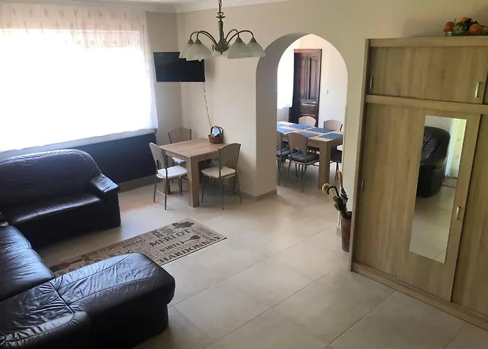 Szeplak-szive Vendeghaz