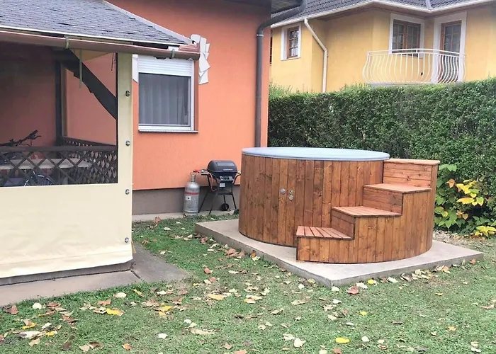 Szeplak-szive Vendeghaz ヴィラ シオーフォク